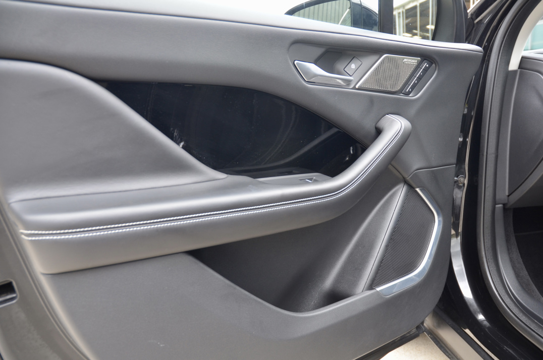 Jaguar I Pace HSE 400 Auto gallery image 39