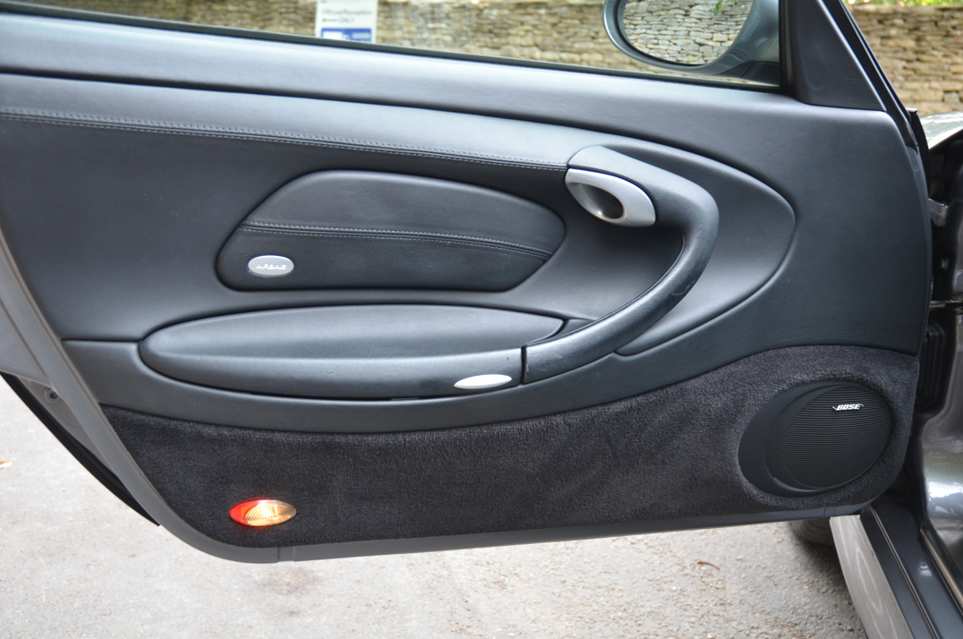 Porsche 911 (996) Turbo manual gallery image 37