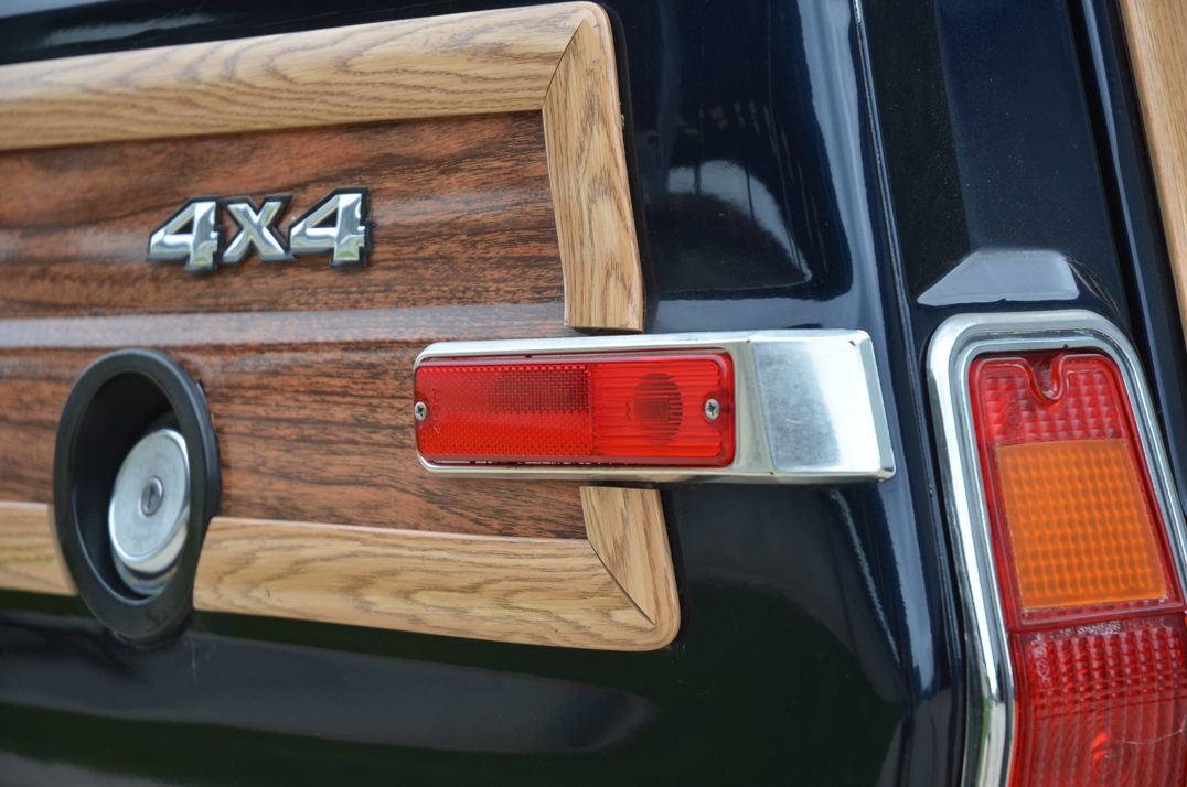 Jeep Grand Wagoneer 5.900cc V8 Auto gallery image 25