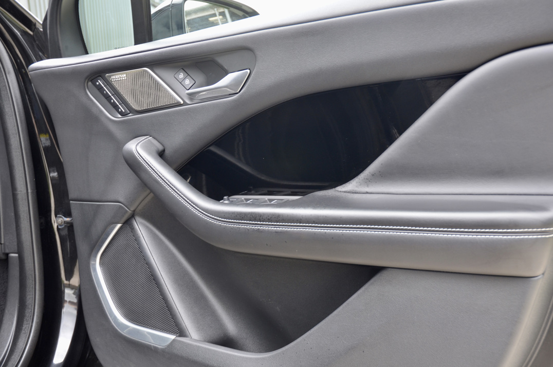 Jaguar I Pace HSE 400 Auto gallery image 29