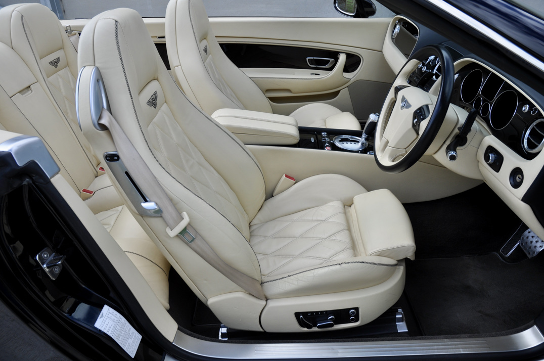 Bentley Continental GTC Mulliner gallery image 27