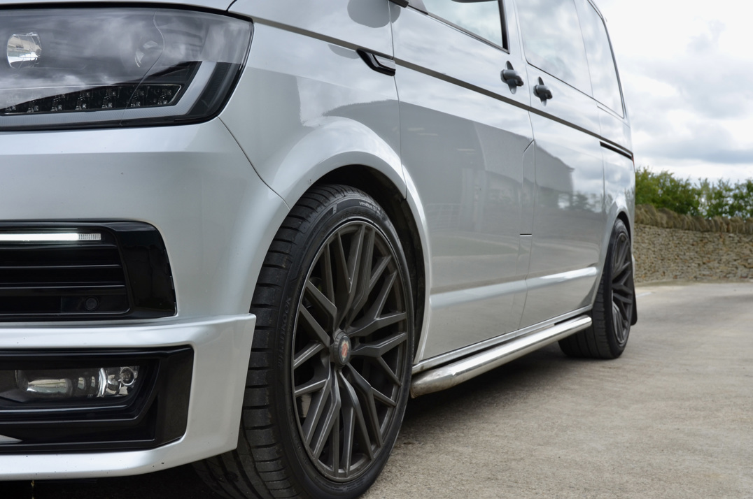 Volkswagen T-6 Transporter 2.0Ltr Caravelle SE TSI BMT Sport Line. gallery image 11