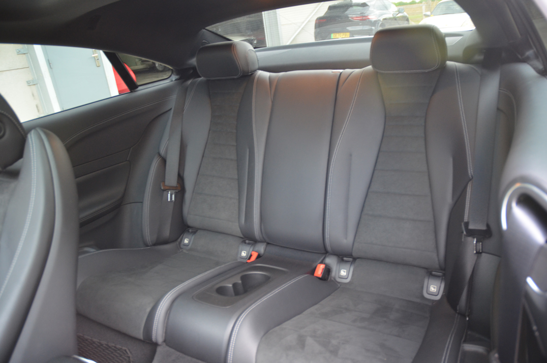 Mercedes Benz E400D AMG Line Premium plus D-4M Coupe. Px Welcome gallery image 36