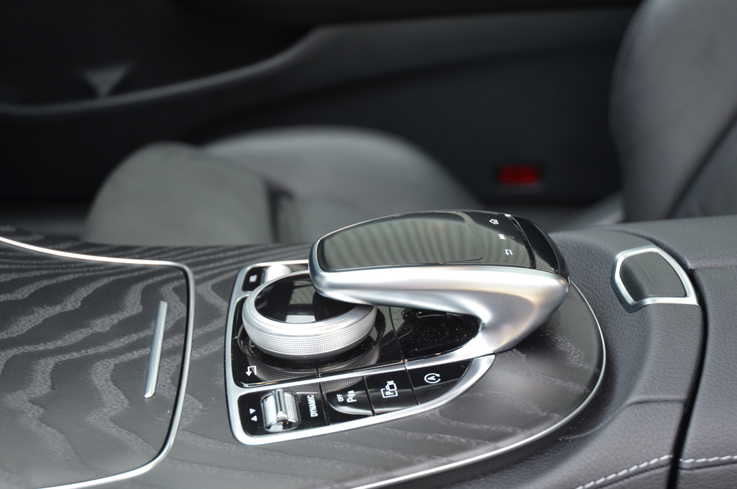 Mercedes Benz E400D AMG Line Premium plus D-4M Coupe. Px Welcome gallery image 41