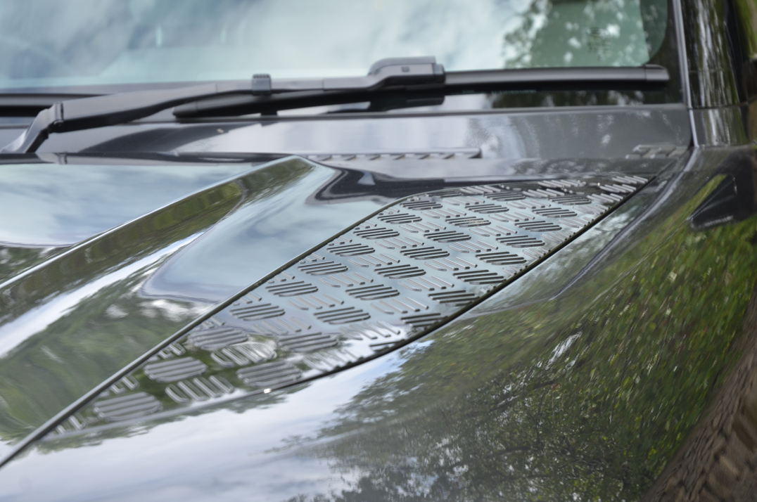 Land Rover Defender 90 X Dynamic HSE 3.0D 350 MHEV gallery image 26