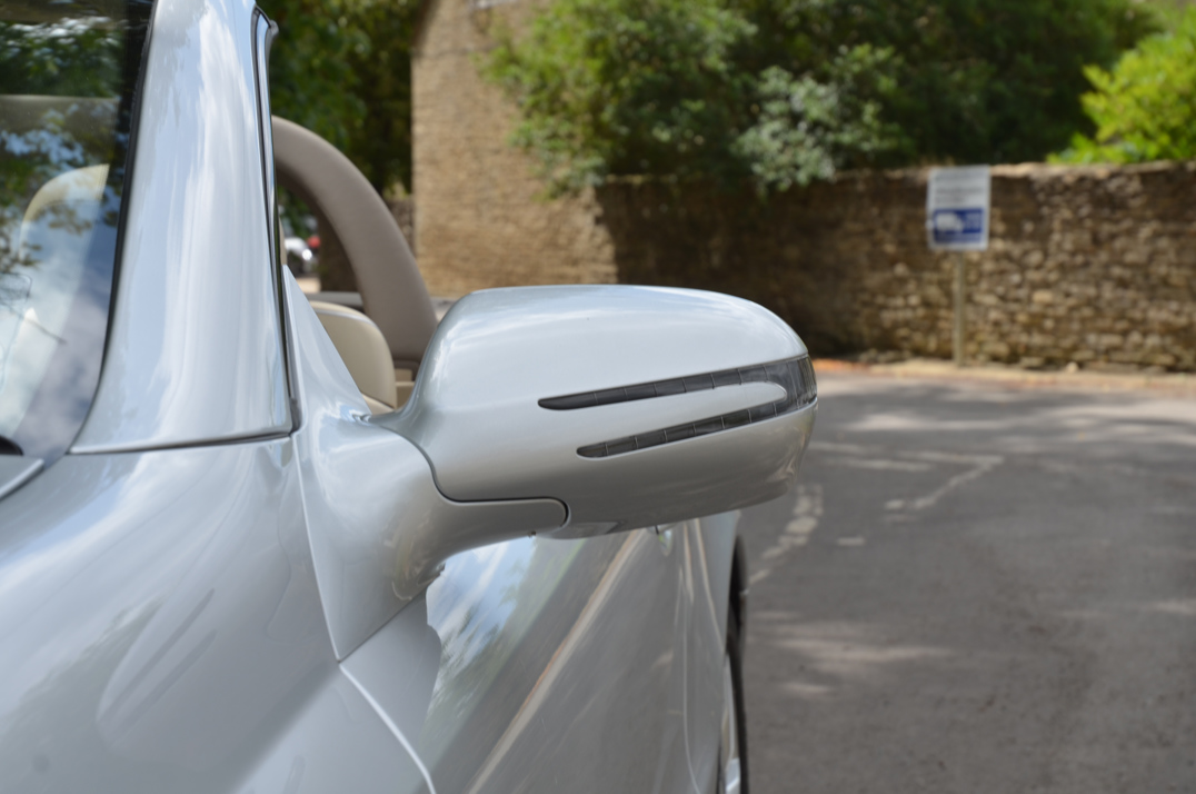 Mercedes SL 500 5.5 Auto gallery image 27