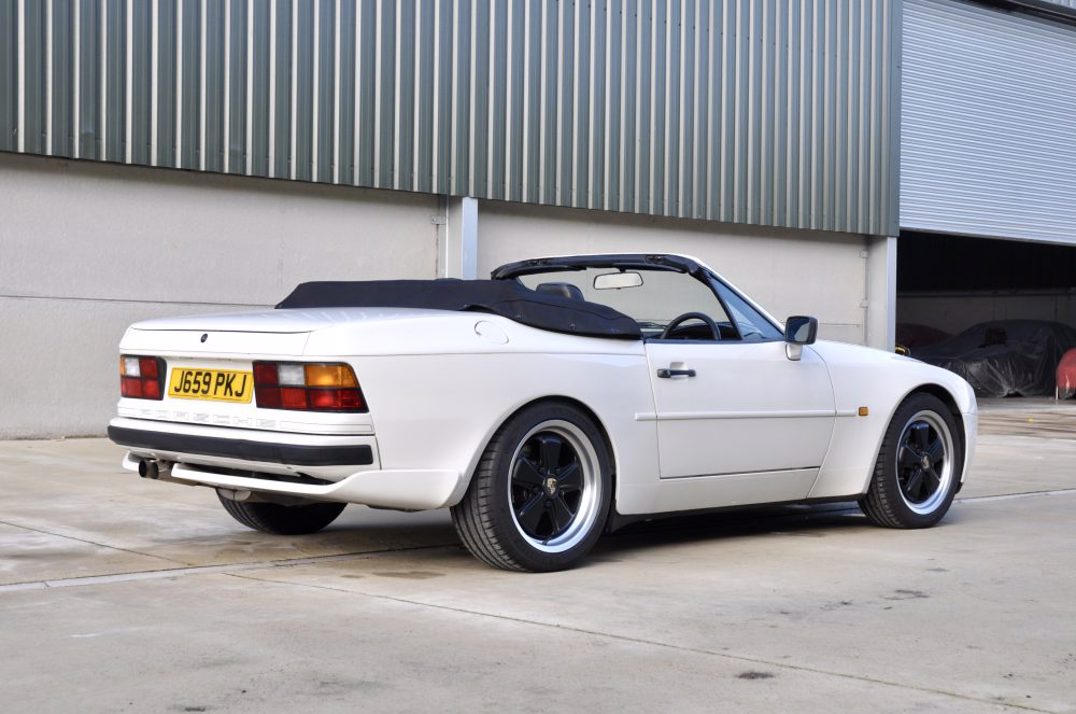 Porsche 944 S 2 Cabriolet gallery image 8