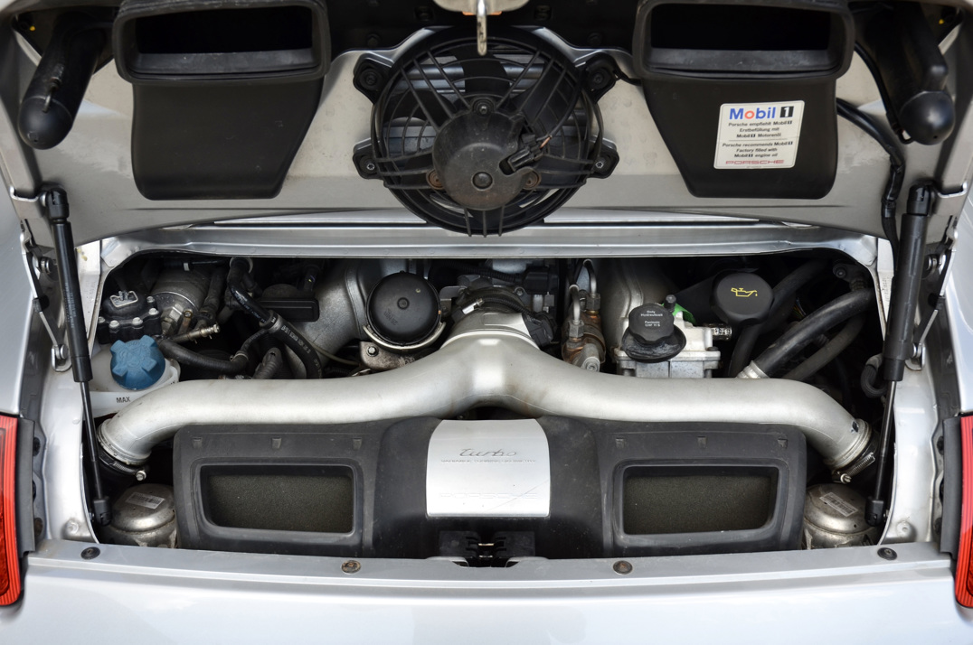 Porsche 911 Turbo Tip - Gen 1. gallery image 40