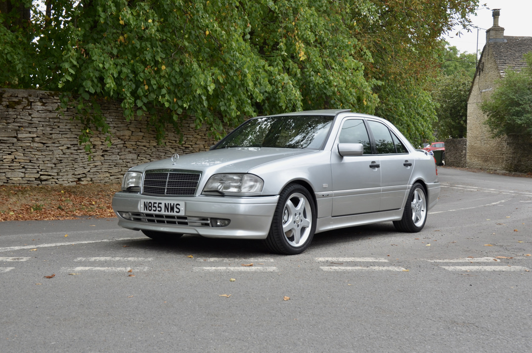 Mercedes C36 AMG W202 Saloon gallery image 2