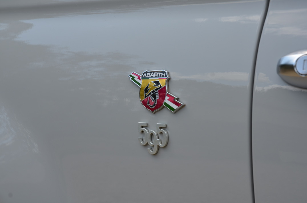 Fiat 500 595 Abarth Convertible gallery image 19