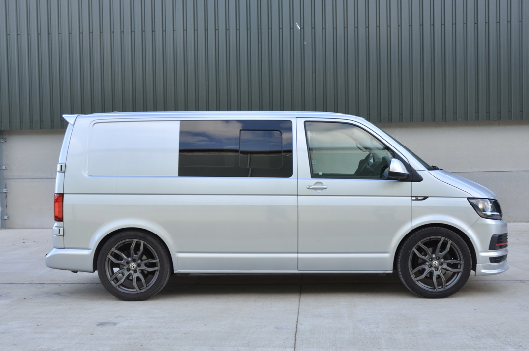 Volkswagen Transporter Camper TDI Bluemotion gallery image 4