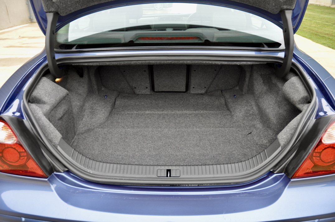 Jaguar S Type R gallery image 27