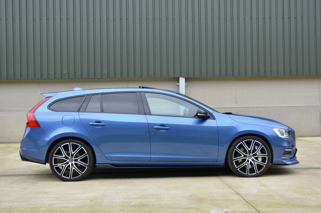 Volvo V60 Polestar T6 AWD Auto Estate gallery image 6