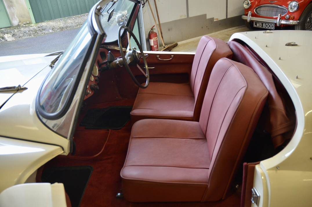 Daimler Conquest Roadster gallery image 23