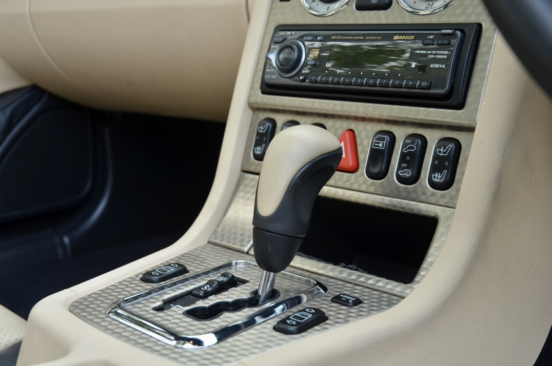 Mercedes Benz 320 SLK AMG Roadster. gallery image 43