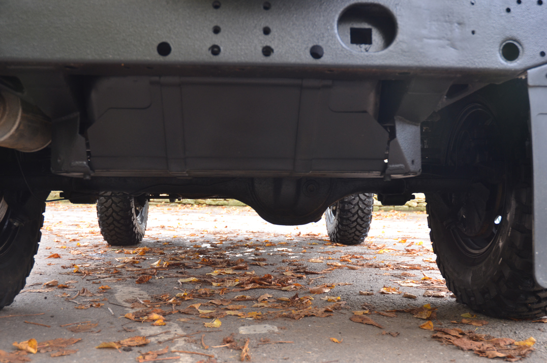 Land Rover Defender 90 - TD 5 gallery image 32