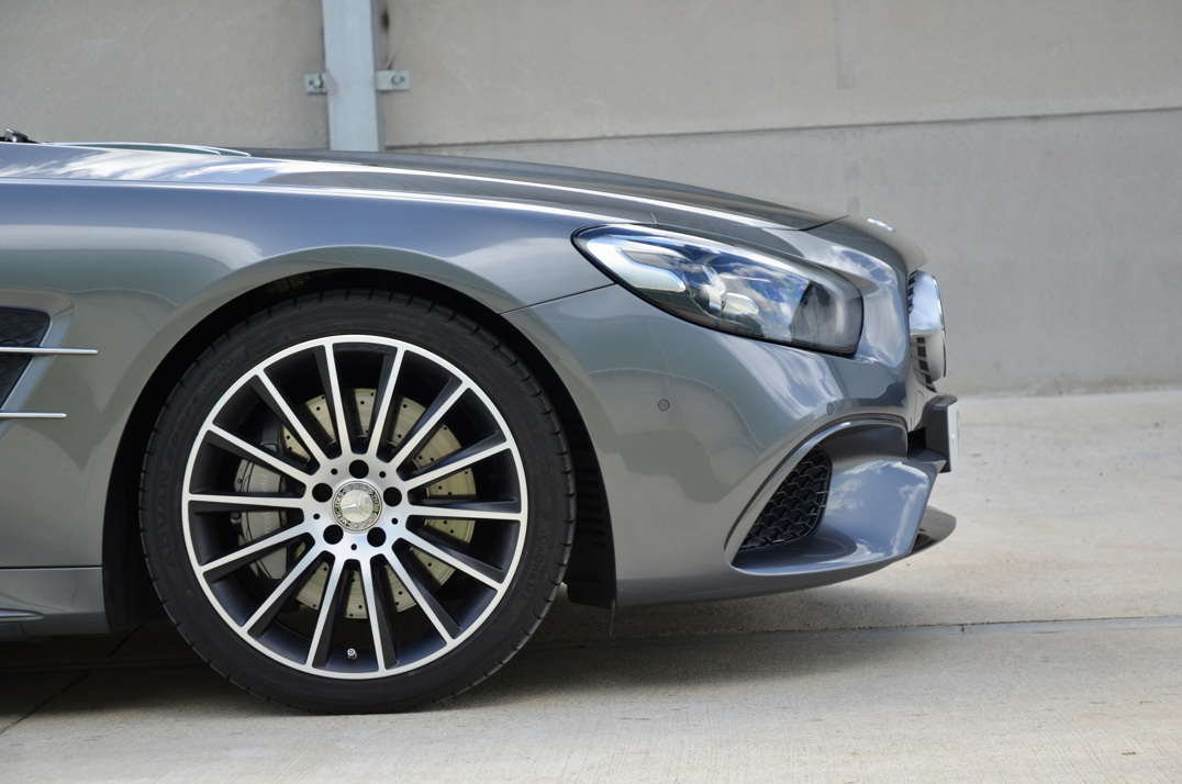 Mercedes SL500 AMG Roadster gallery image 26