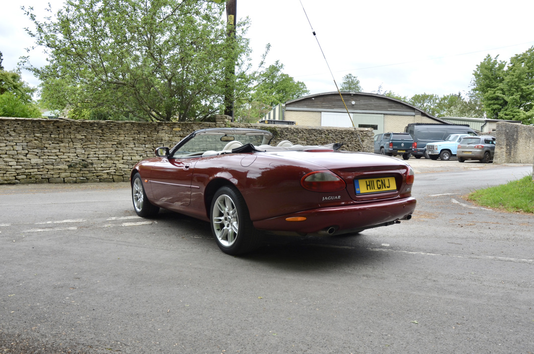 Jaguar XK8 Cabriolet. Just 30,000 Miles. Superb gallery image 12