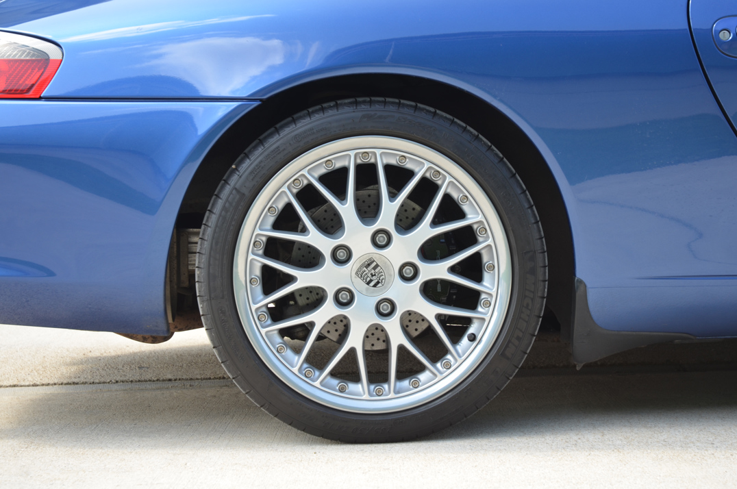 Porsche 911-996 Carrera Manual .. gallery image 17