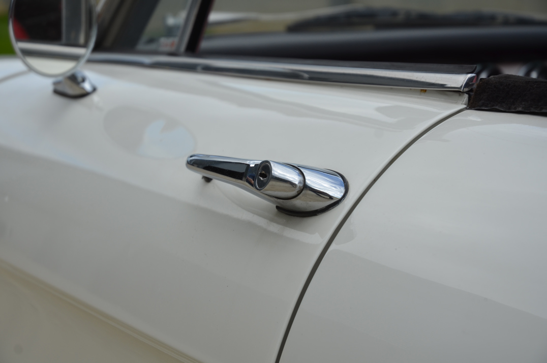 Alfa Romer 1300 Junior Spider Pininfarina. gallery image 25