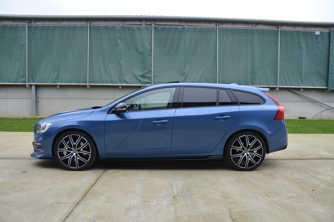 Volvo V60 Polestar T6 AWD Auto Estate gallery image 10