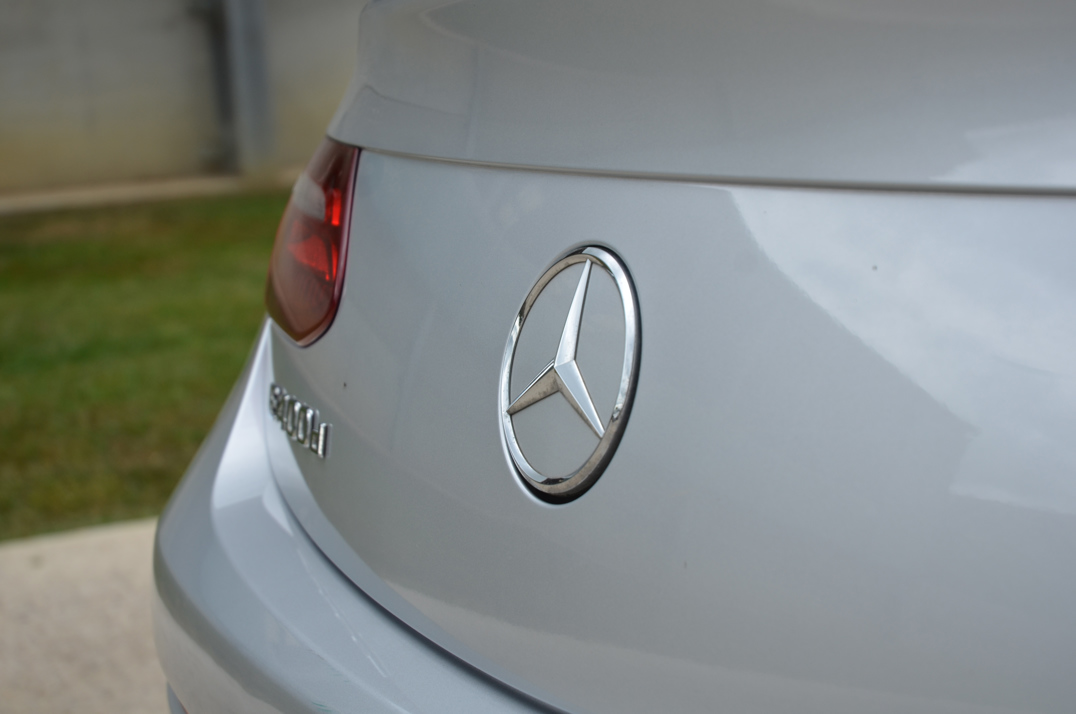 Mercedes Benz E400D AMG Line Premium plus D-4M Coupe. Px Welcome gallery image 24