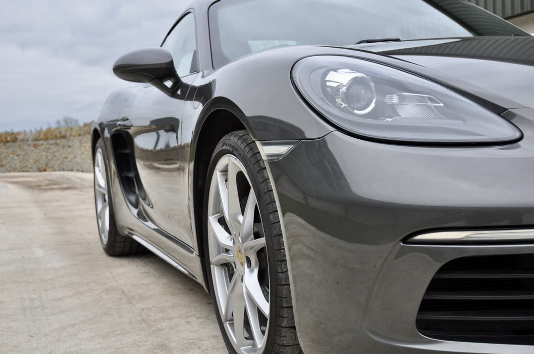 Porsche Cayman T 718/982 gallery image 15