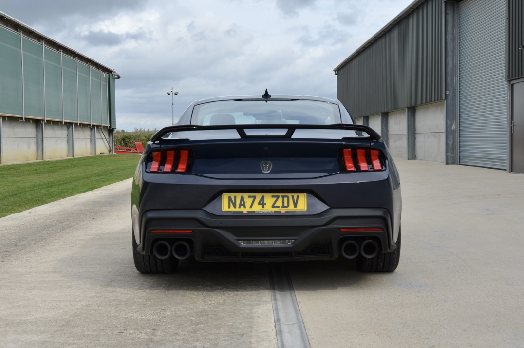 Ford Mustang 5.0 V8 Dark Horse Coupe Selshift - Euro 6. gallery image 5
