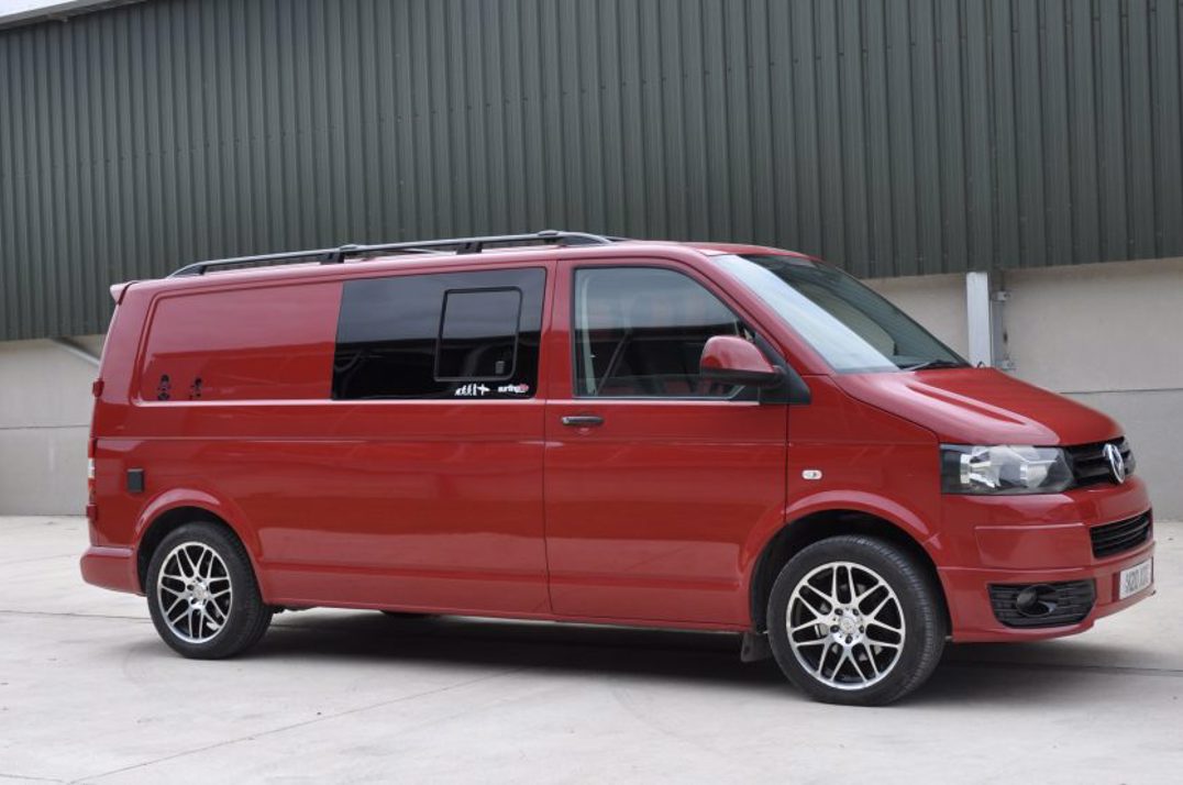 Volkswagen Transporter T5 LWB Auto Camper van. gallery image 5