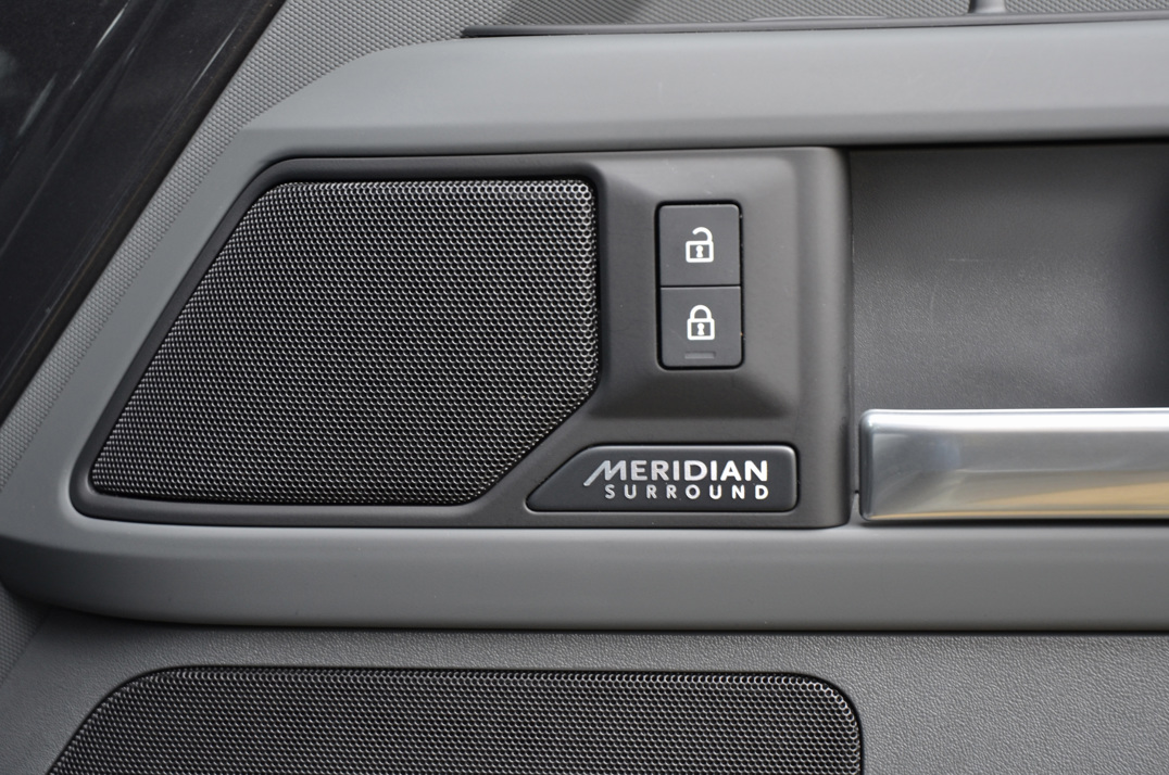 Land Rover Defender 90 X Dynamic HSE 3.0D MHEV gallery image 54