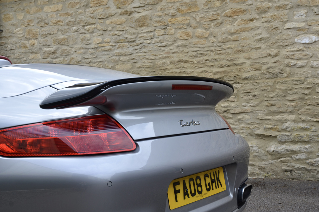 Porsche 911 Turbo Cabriolet Tip-Tronic gallery image 17