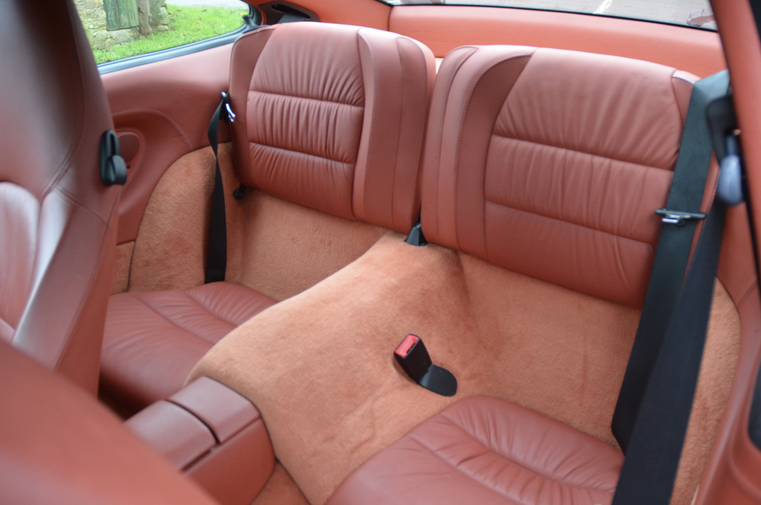 Porsche 911 Carrera with factory Aero kit. gallery image 36