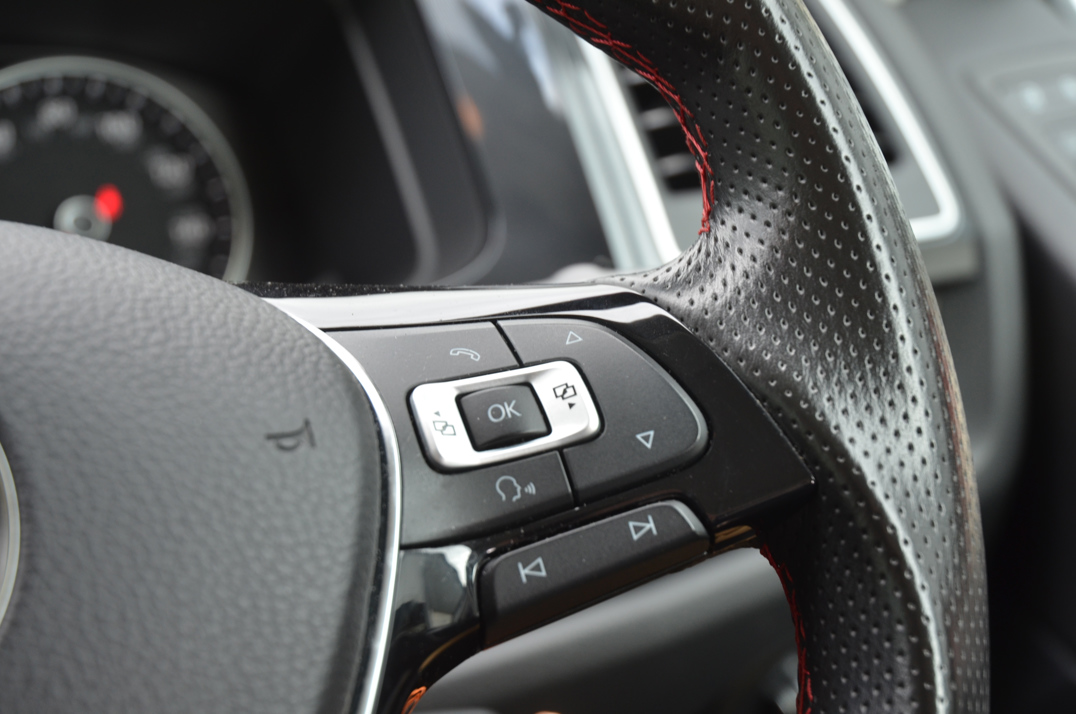 Volkswagen T-6 Transporter 2.0Ltr Caravelle SE TSI BMT Sport Line. gallery image 41