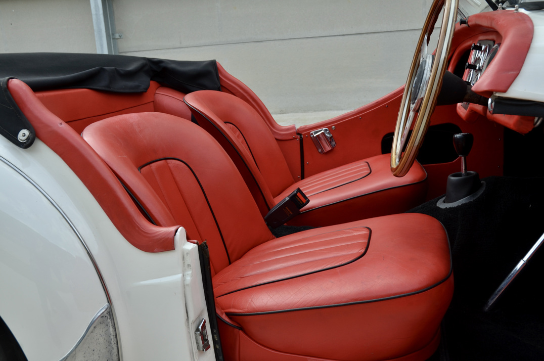 Triumph TR3. gallery image 24