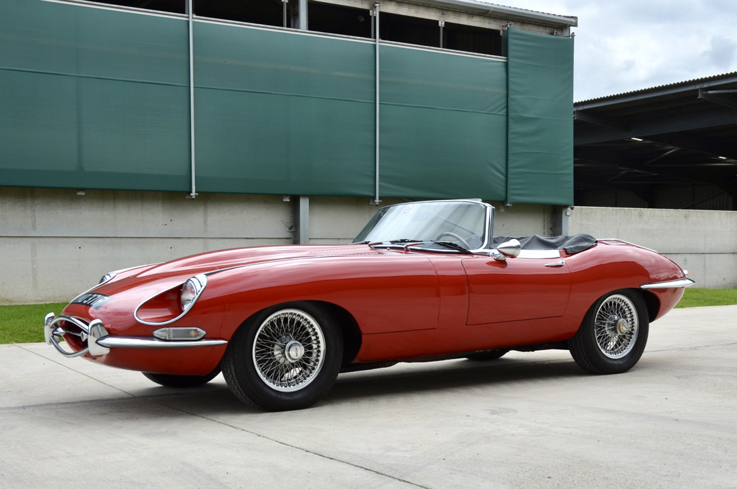 Jaguar E Type 4.2 Roadster Series 1.5 gallery image 1