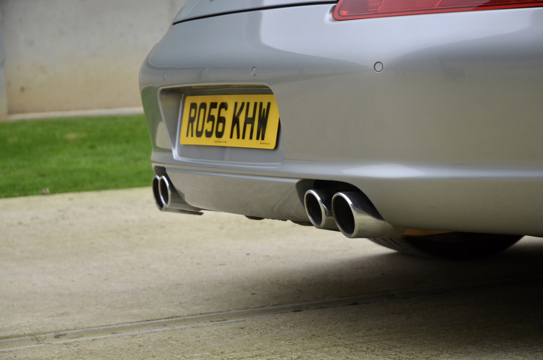 Porsche 911 Carrera 4s Manual gallery image 24