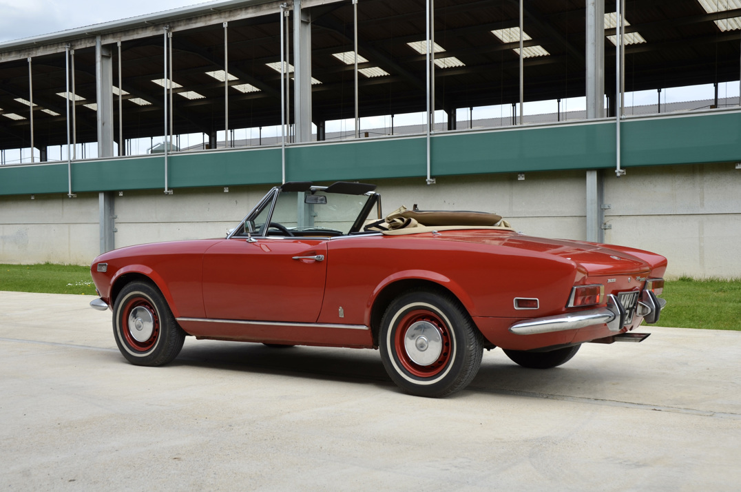 Fiat 124 Spider 1.6 gallery image 5
