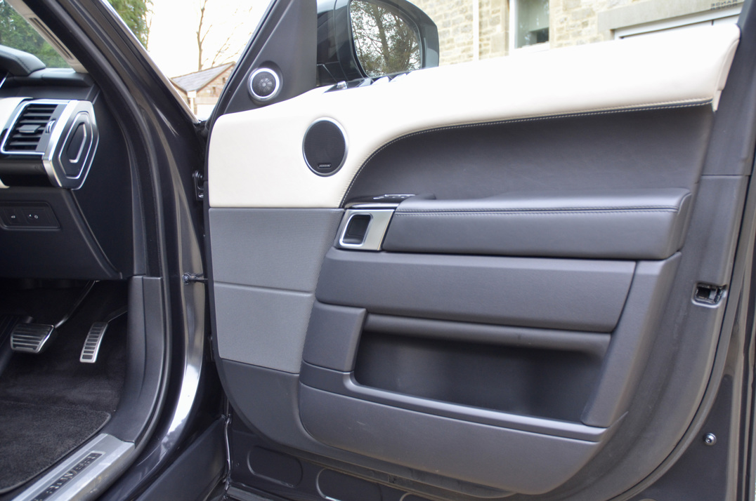 Land Rover Range Rover Sport 3.0 Autobiography Dynamic. gallery image 30