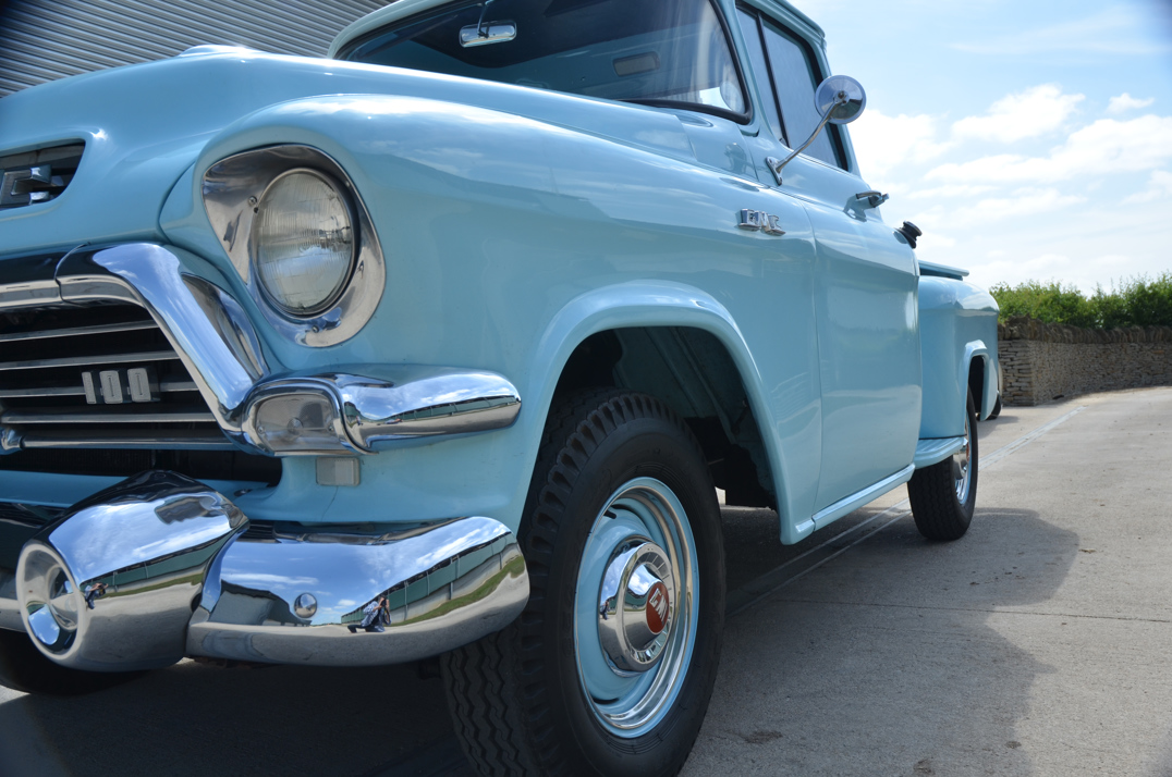 Chevrolet GMC 100 PICK UP - 1957 gallery image 11