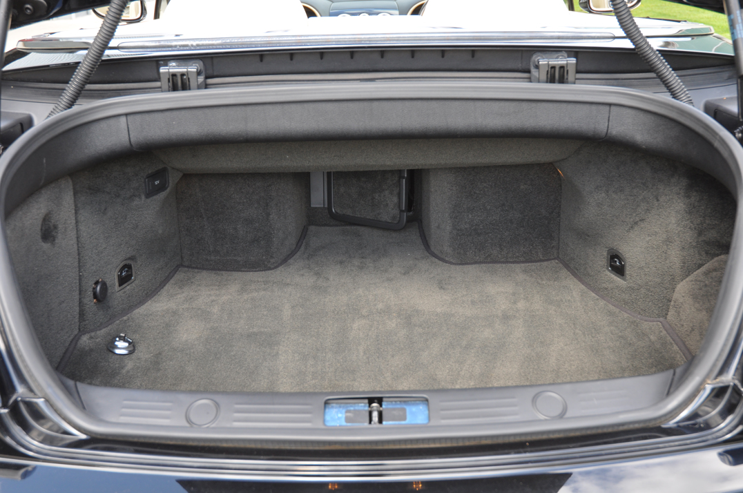 Bentley Continental GTC Mulliner gallery image 36