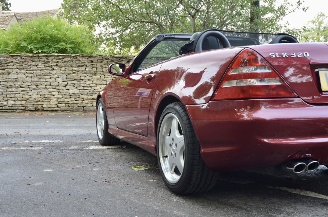 Mercedes Benz 320 SLK AMG Roadster. gallery image 15