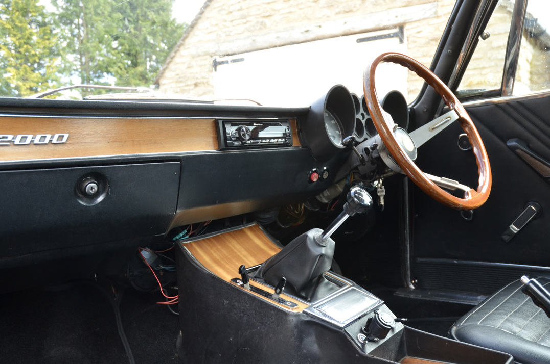 Alfa Romeo 2000 GTV Coupe (1) gallery image 25