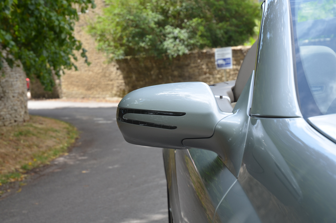 Mercedes SL 500 5.5 Auto gallery image 21