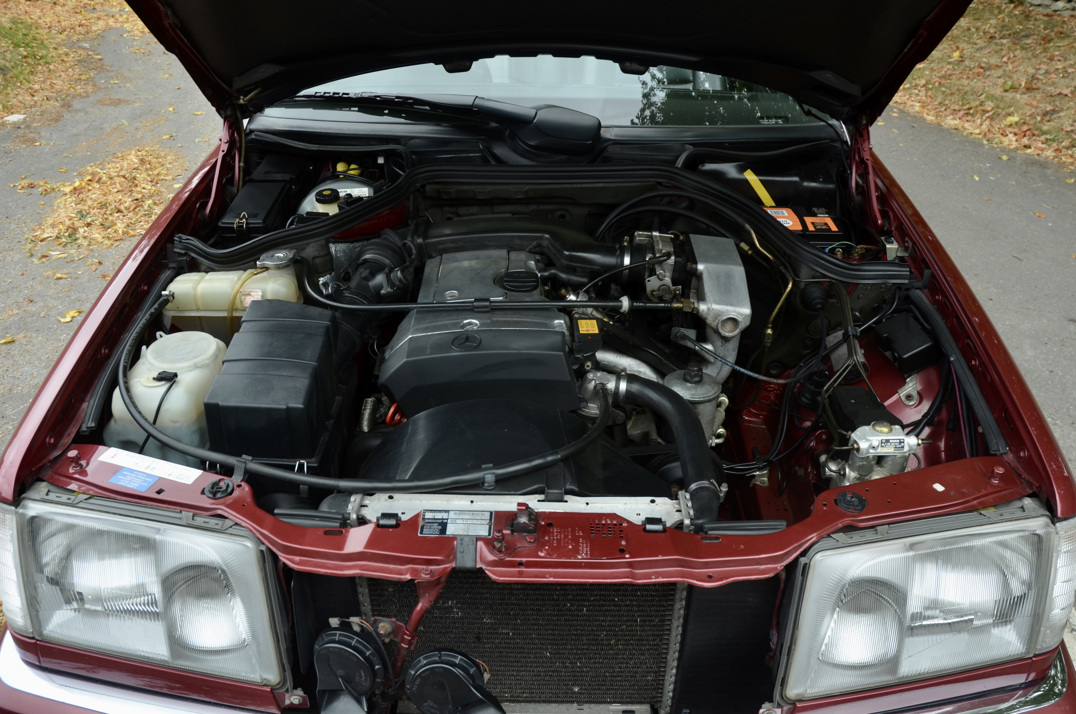 Mercedes E220 Cabriolet Sport Line gallery image 53