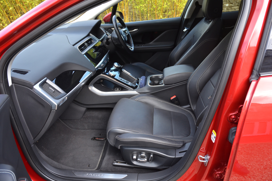 Jaguar - I Pace 400 - 90kWh HSE SUV 5dr Electric Auto 4WD (400 ps) gallery image 35