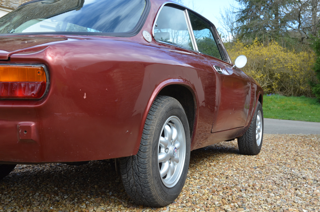 Alfa Romeo 2000 GTV Coupe (1) gallery image 23