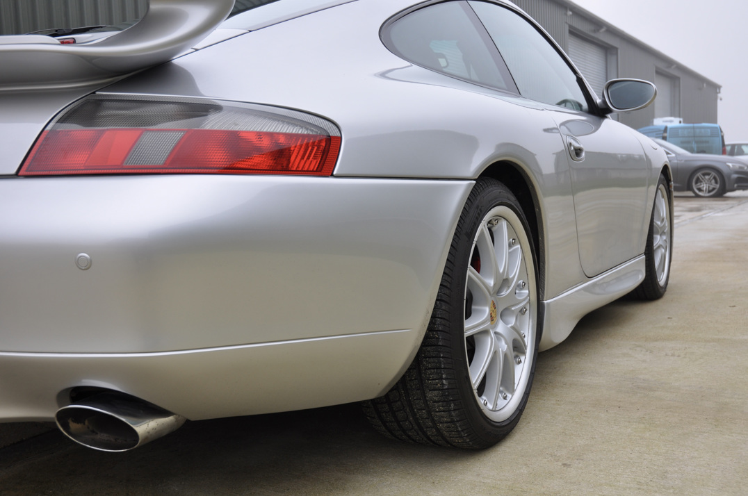 Porsche 996 911 Carrera 4 Tiptronic s gallery image 14
