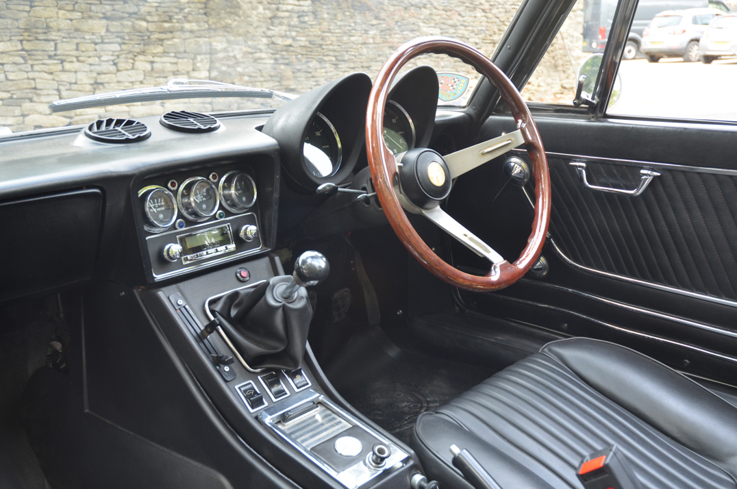 Alfa Romeo 2000 Veloce Spider 1972 gallery image 37