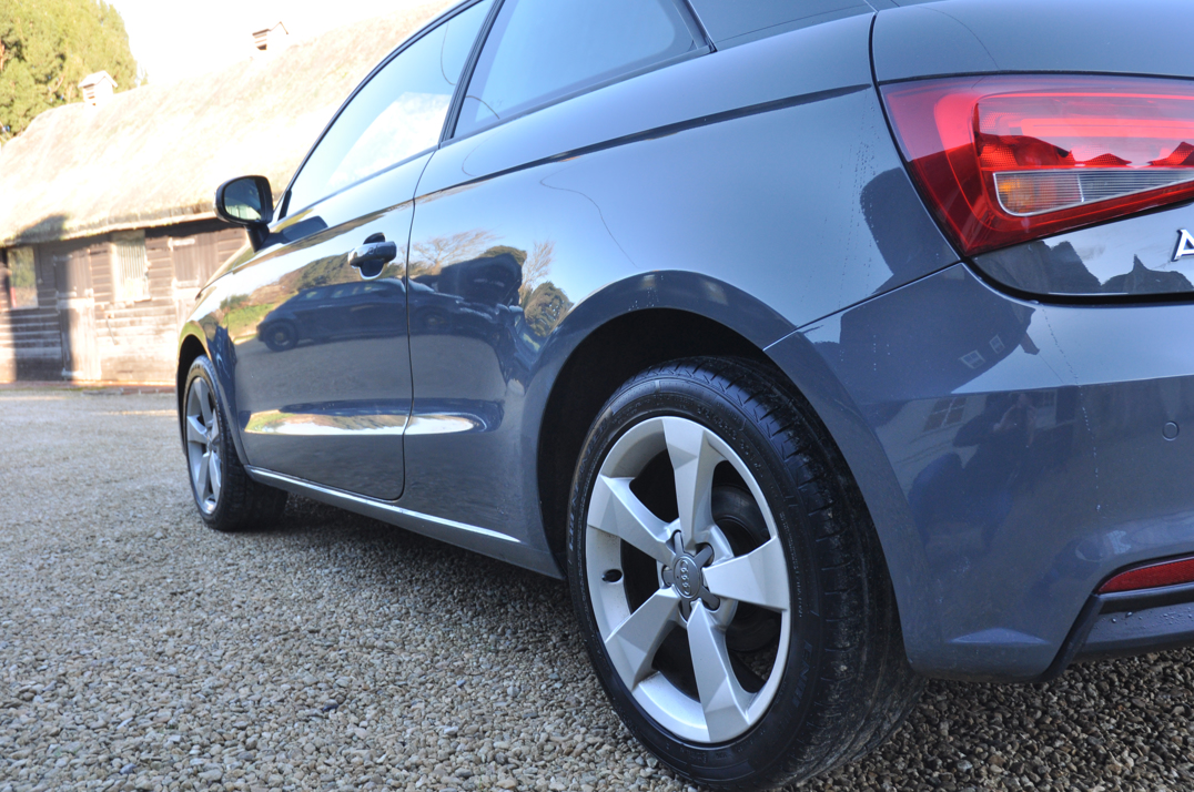 Audi A1 1.6 TDI S-A gallery image 15