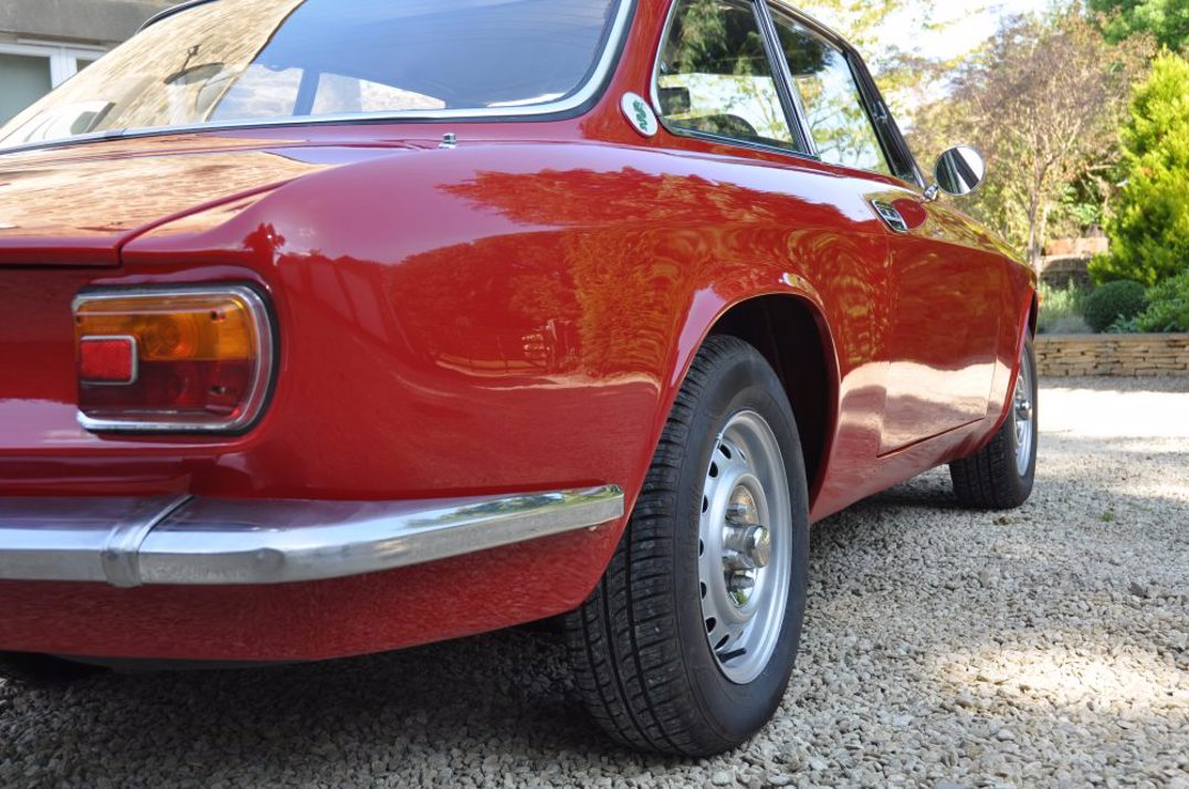 Alfa Romeo GT Junior 1600 cc gallery image 16